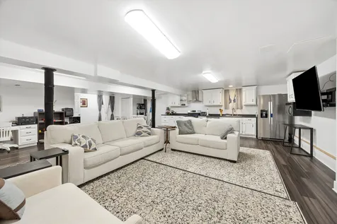 1524 Oswego Road Naperville IL 60540