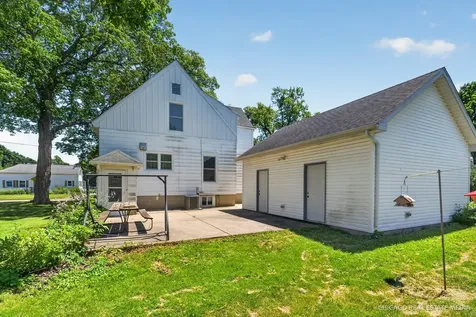 921 Wheeler Street Woodstock IL 60098