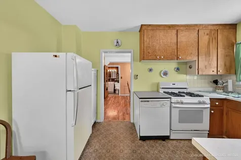 921 Wheeler Street Woodstock IL 60098