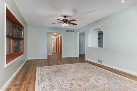 404 Sunset Drive Colfax IL 61728