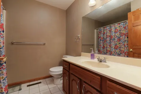 404 Sunset Drive Colfax IL 61728