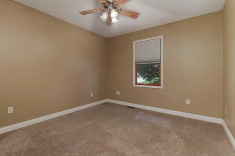 404 Sunset Drive Colfax IL 61728