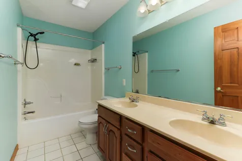 404 Sunset Drive Colfax IL 61728