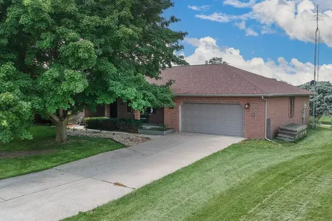 404 Sunset Drive Colfax IL 61728