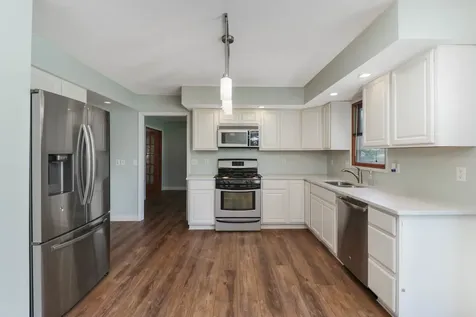 404 Sunset Drive Colfax IL 61728