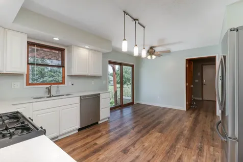 404 Sunset Drive Colfax IL 61728