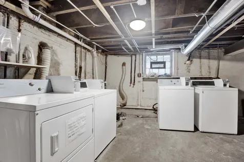 465 West 27th Street Chicago IL 60616