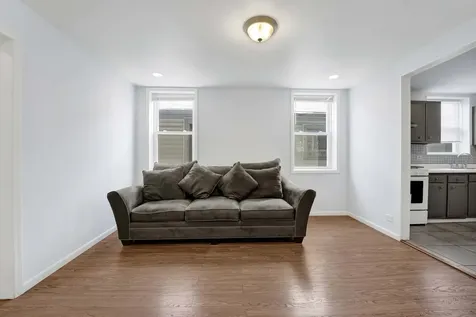 465 West 27th Street Chicago IL 60616