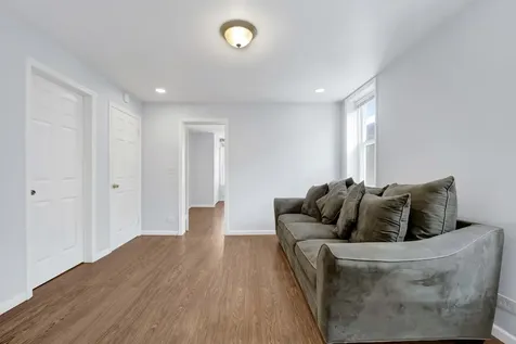 465 West 27th Street Chicago IL 60616