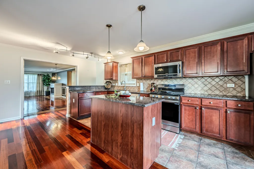 1138 West 95th Place W Chicago IL 60643