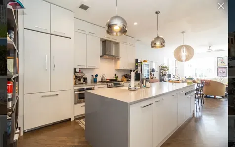 824 West Armitage Avenue Chicago IL 60614
