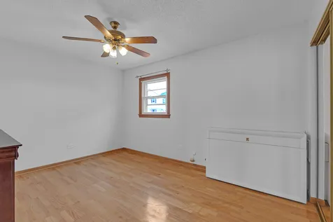 9449 Kelvin Lane Schiller Park IL 60176