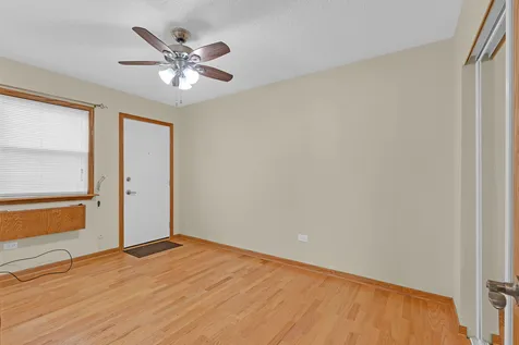 9449 Kelvin Lane Schiller Park IL 60176