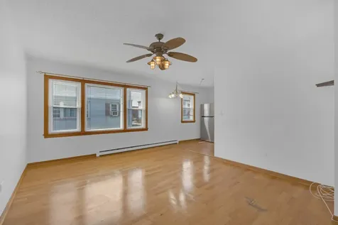 9449 Kelvin Lane Schiller Park IL 60176