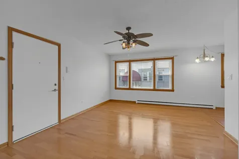 9449 Kelvin Lane Schiller Park IL 60176