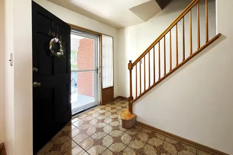 2022 East Woodview Drive Mount Prospect IL 60056