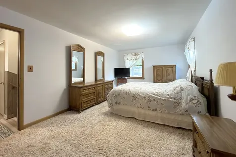 2022 East Woodview Drive Mount Prospect IL 60056