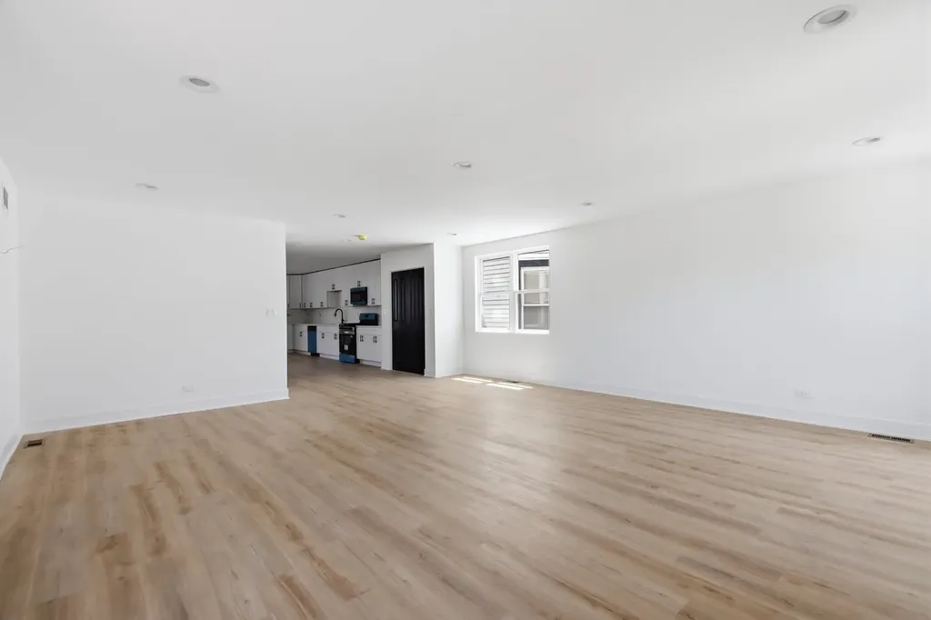 7311 South Aberdeen Avenue Chicago IL 60621