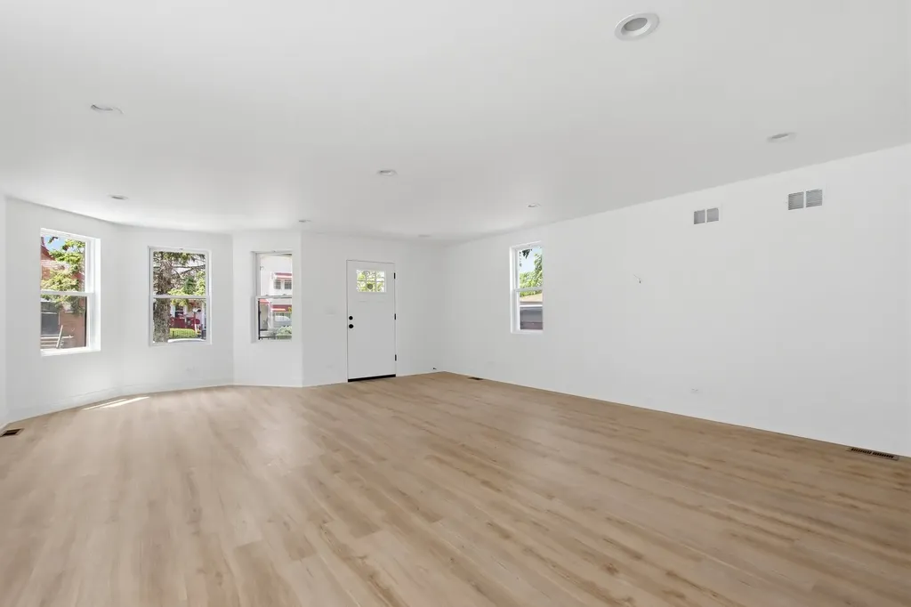 7311 South Aberdeen Avenue Chicago IL 60621