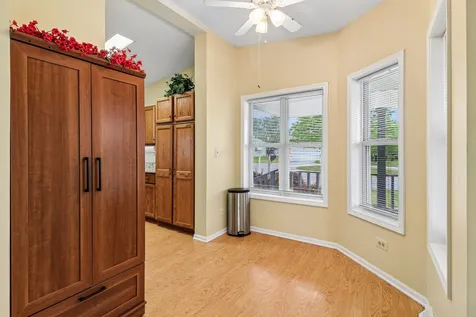 335 Belmont Court Grayslake IL 60030