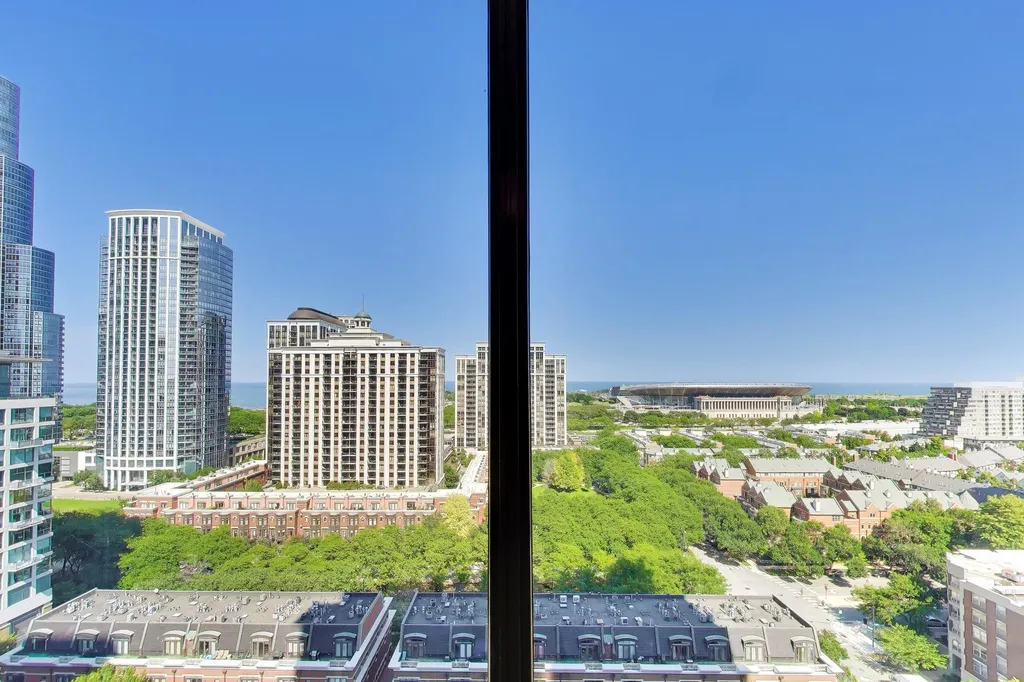 100 East 14th Street Chicago IL 60605