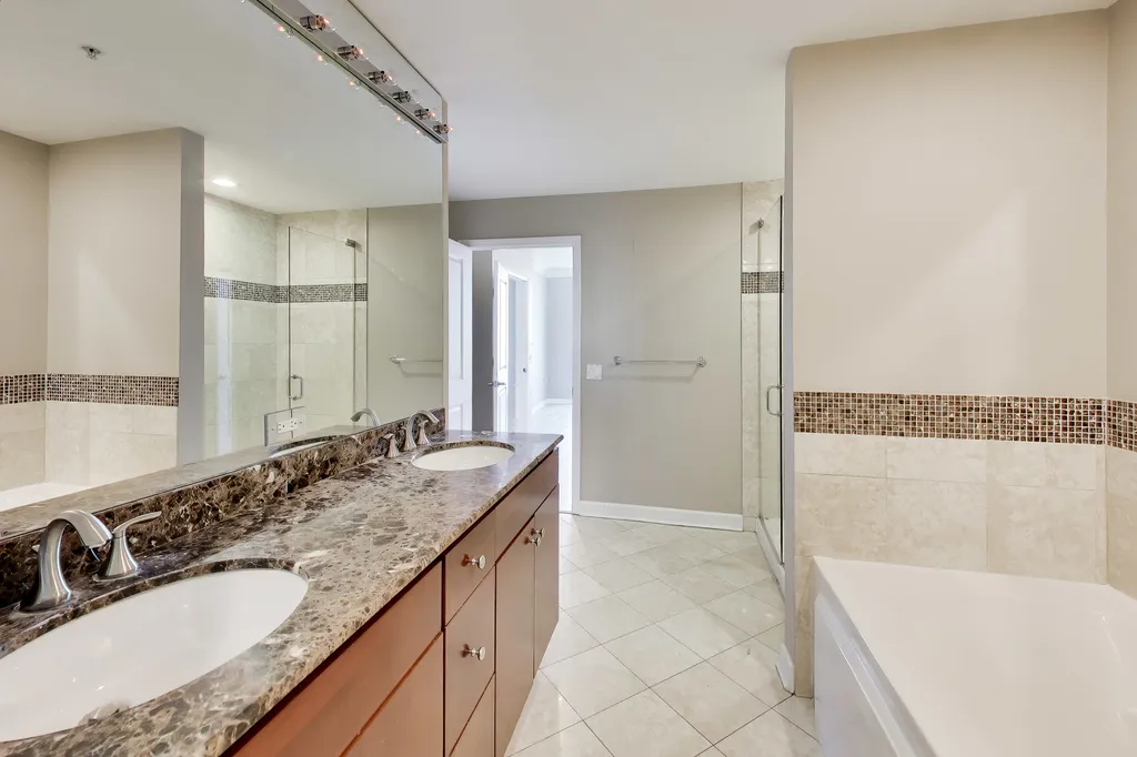100 East 14th Street Chicago IL 60605