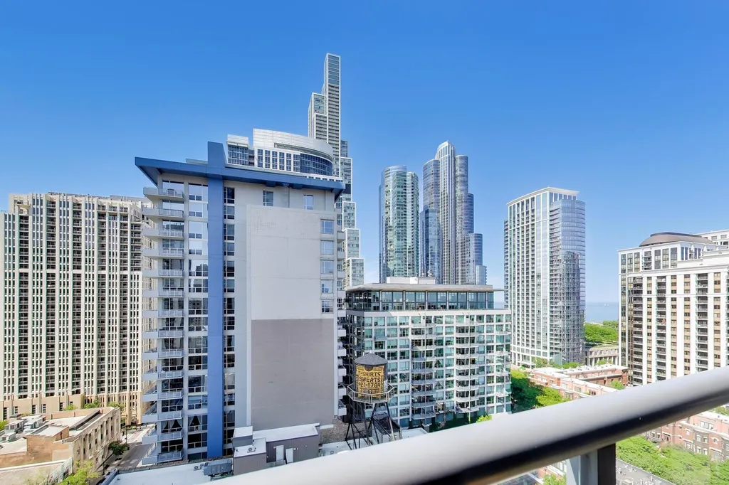 100 East 14th Street Chicago IL 60605