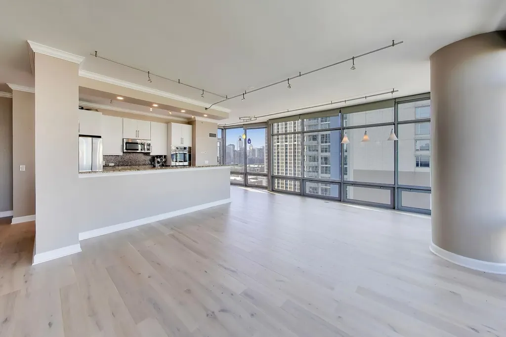 100 East 14th Street Chicago IL 60605