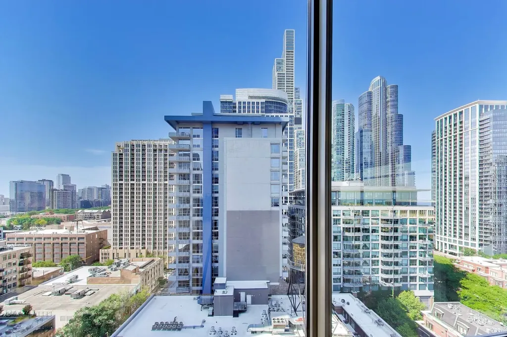 100 East 14th Street Chicago IL 60605