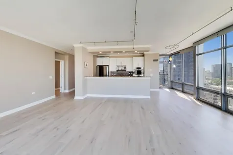 100 East 14th Street Chicago IL 60605