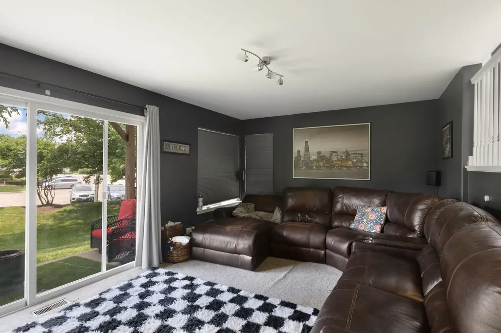 3059 Tangley Oaks Trail Lisle IL 60532