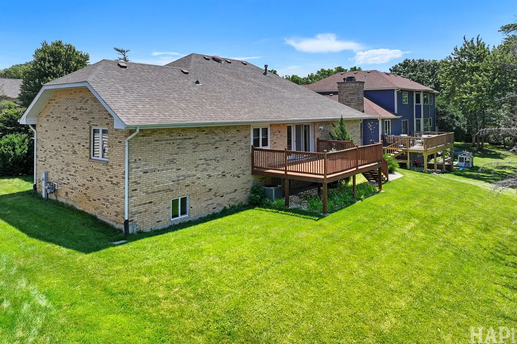 612 Edelweiss Drive Antioch IL 60002