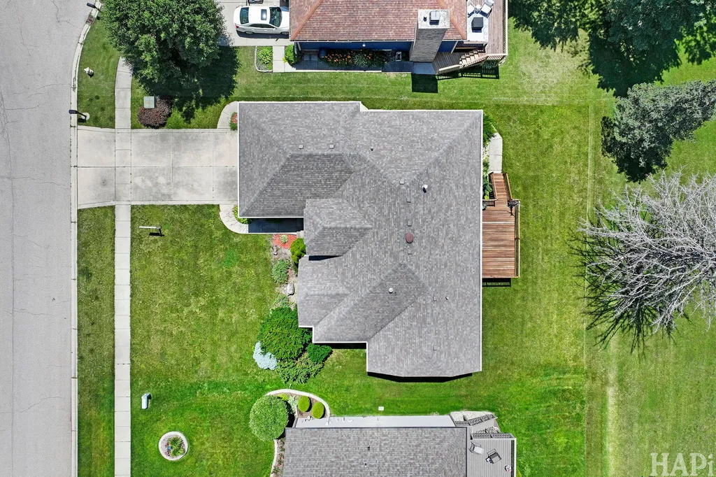 612 Edelweiss Drive Antioch IL 60002