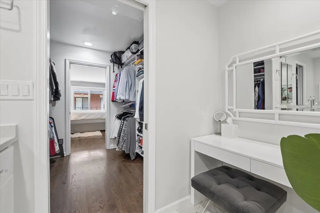 434 West Armitage Avenue Chicago IL 60614