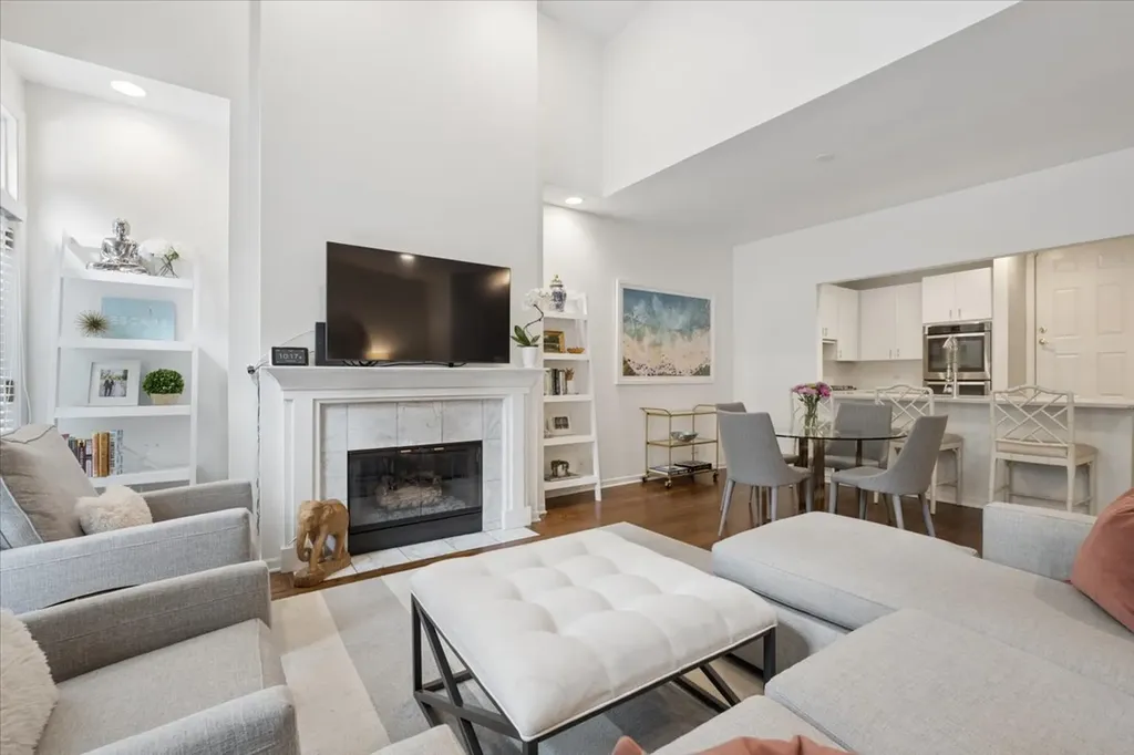 434 West Armitage Avenue Chicago IL 60614