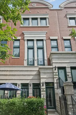 434 West Armitage Avenue Chicago IL 60614