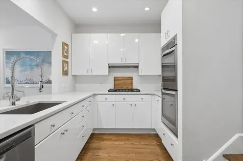 434 West Armitage Avenue Chicago IL 60614