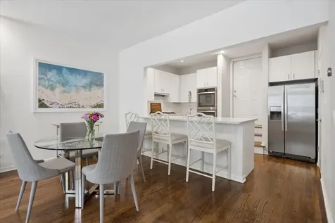 434 West Armitage Avenue Chicago IL 60614