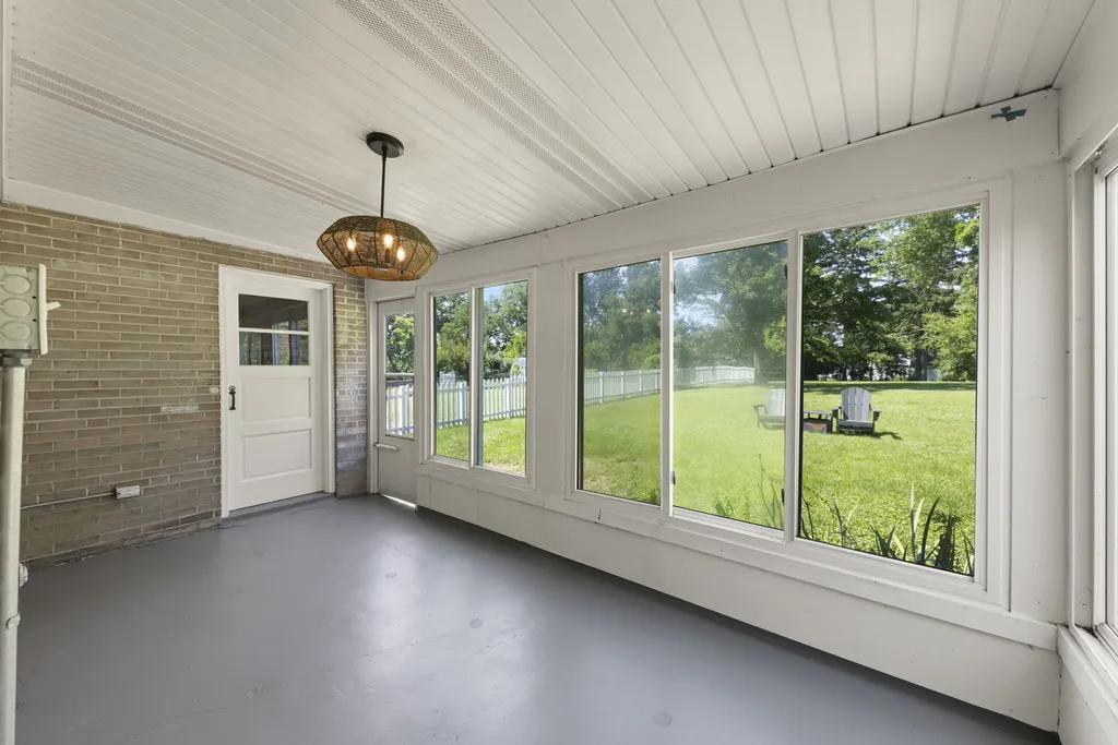 100 East Morningside Avenue Lombard IL 60148