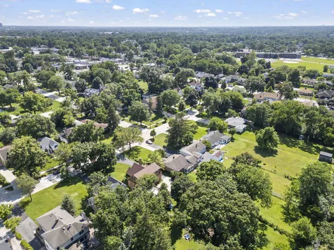 100 East Morningside Avenue Lombard IL 60148
