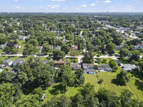 100 East Morningside Avenue Lombard IL 60148