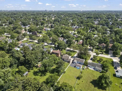 100 East Morningside Avenue Lombard IL 60148