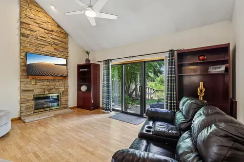 118 Seneca Trail Bloomingdale IL 60108