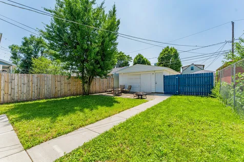1320 South 57th Avenue Cicero IL 60804