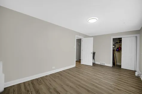 1105 West 123rd Street Calumet Park IL 60827