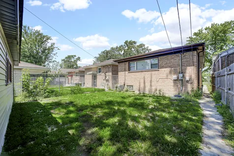 1105 West 123rd Street Calumet Park IL 60827