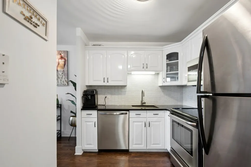 1030 North State Street Chicago IL 60610
