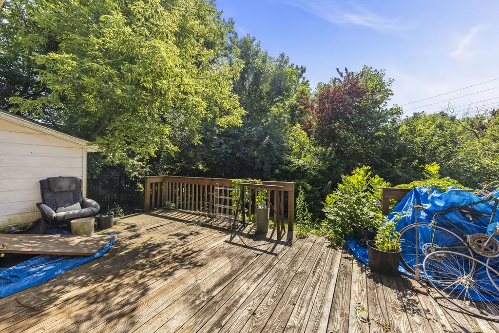 6104 Tyler Drive Woodridge IL 60517