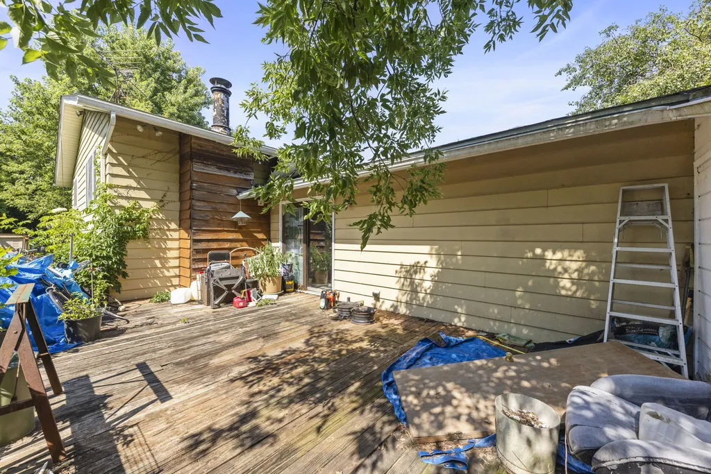 6104 Tyler Drive Woodridge IL 60517