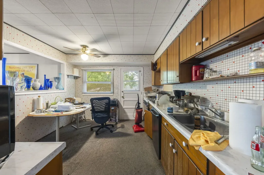 6104 Tyler Drive Woodridge IL 60517